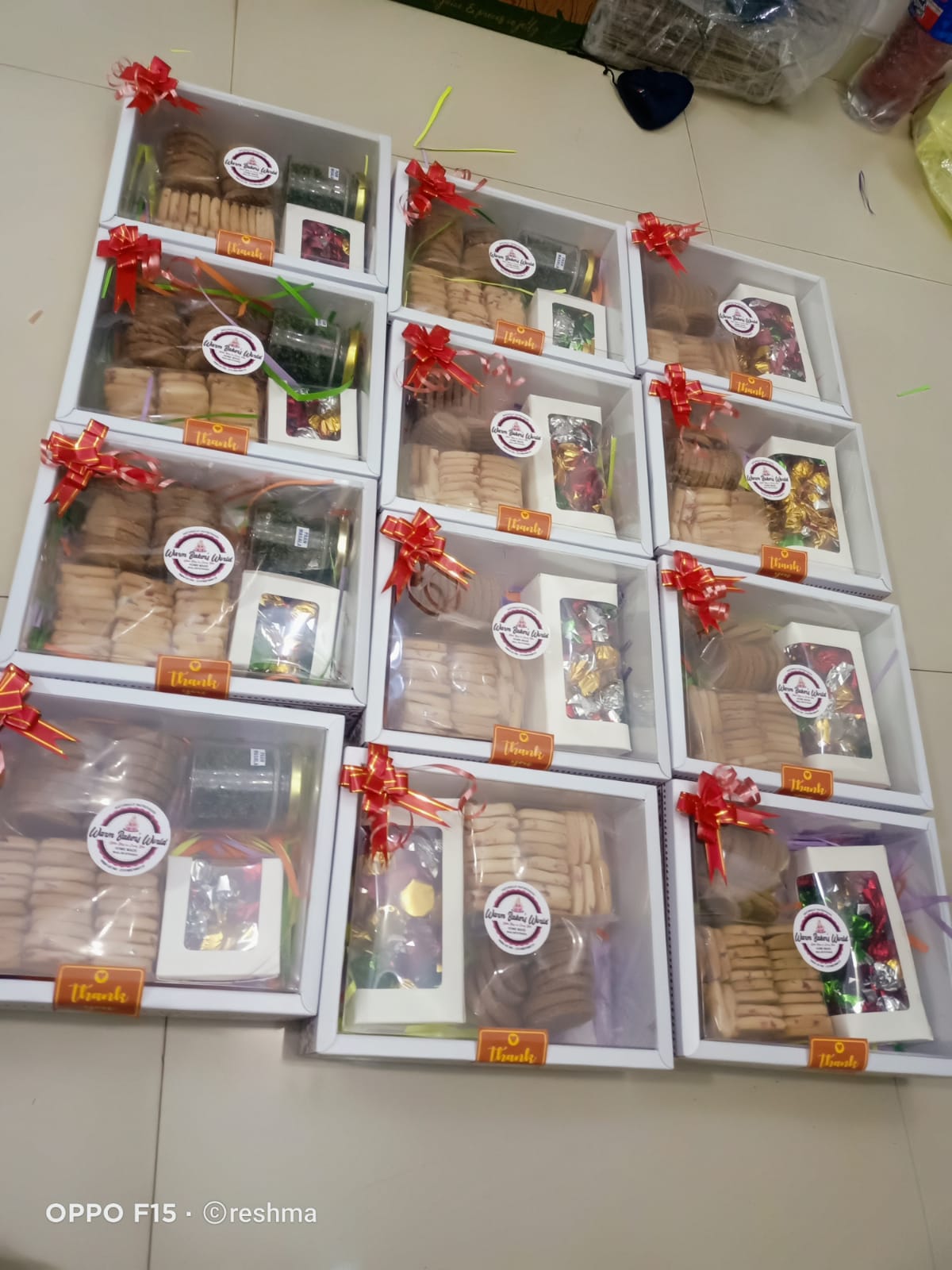 Hamper 16